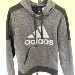 Adidas Sweatshirt